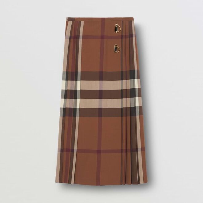 Saia em lã, €1.350, Burberry.