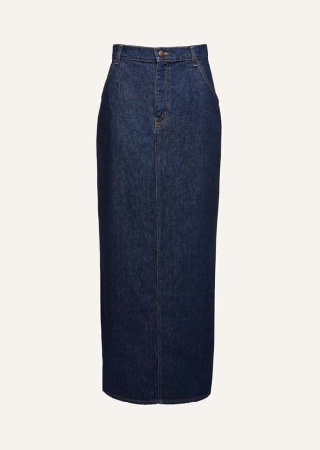 Saia em ganga, €430, Magda Butrym.