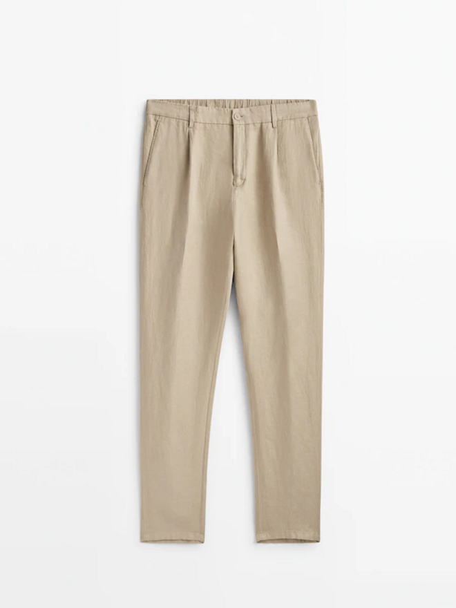 Calças, €69,95, Massimo Dutti.