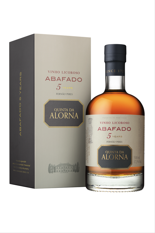 Vinho licoroso Abafado 5 Years Fernão Pires, €11,99, Quinta da Alorna.
