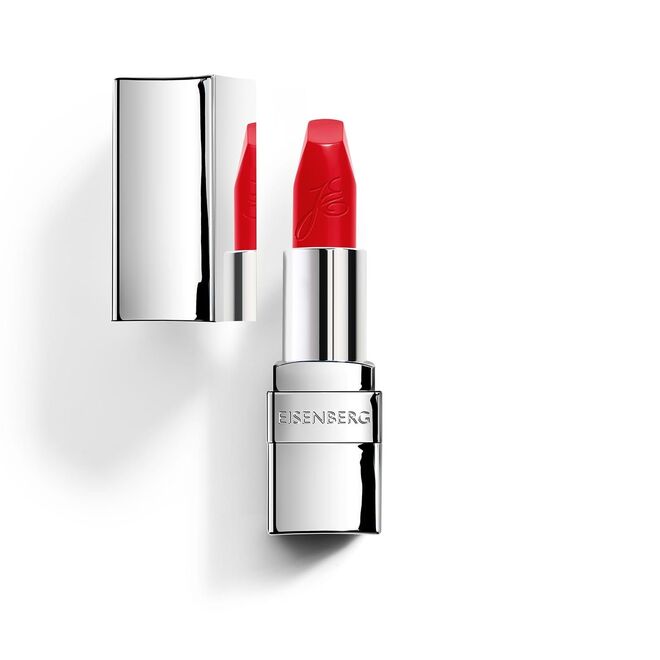 Batom Baume Fusion, no tom R05 Nacarat, €38, Eisenberg.