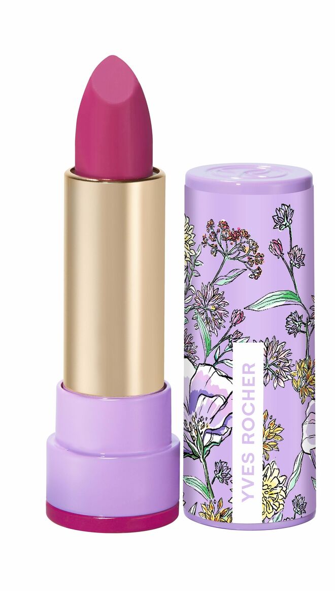 Batom Rouge Elixir Satin Freesia da coleção Fleurs des Sentiers, €11,90, Yves Rocher (Edição limitada).