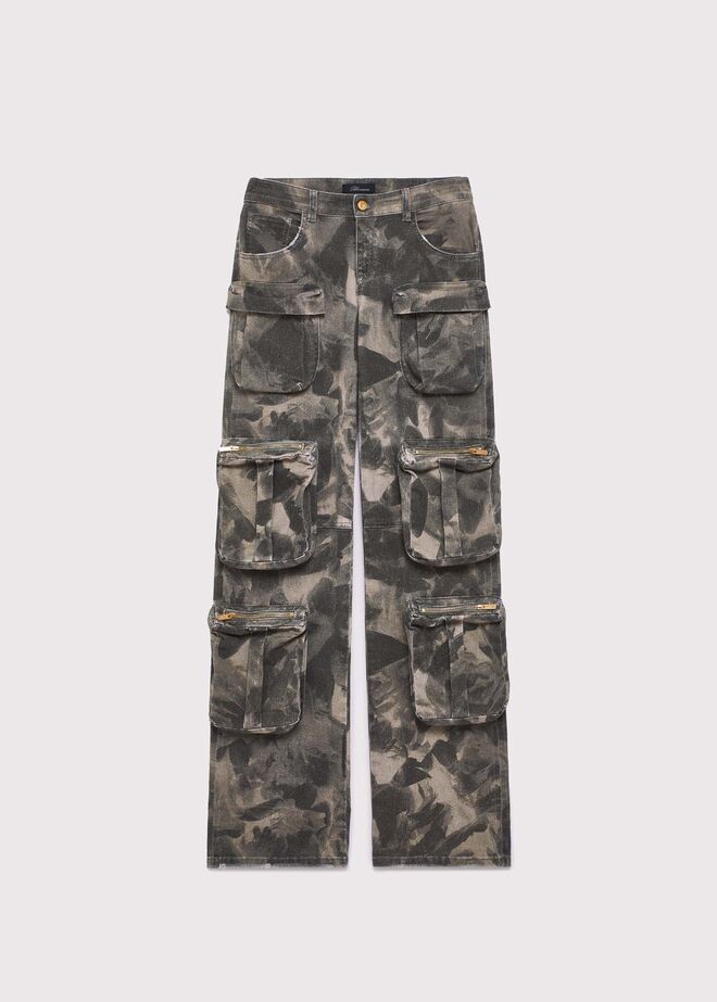 Calças cargo em ganga, €990, Blumarine.