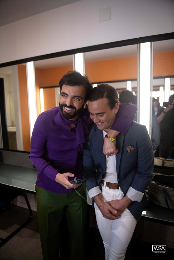 Eu e o João partilhamos da mesma coisa. Nós gostamos de influencers, gostamos de miúdas giras, senão elas não estavam cá. (risos)