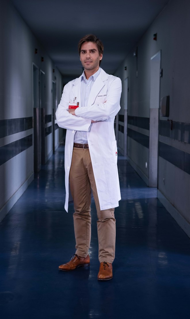 Dr. António Lains, o psiquiatra.