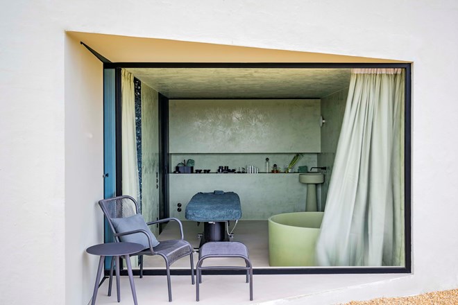 Este spa pretende oferecer uma experiência personalizada e imersiva, que não implique vários hóspedes no local em simultâneo.