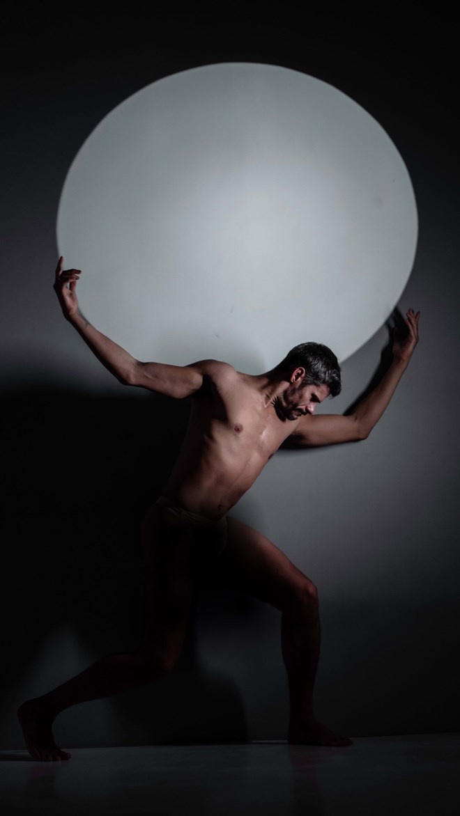 É atualmente diretor do Ballet de Monterrey no México e em breve estreia o filme que conta a sua história.