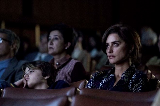 Tudo o que faço, quando trabalho, é tentar criar um mundo em que podes esquecer quem és e identificar-te com uma personagem.