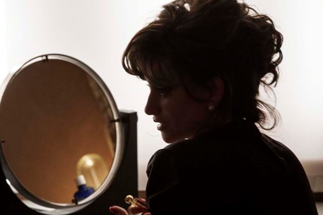 Penélope Cruz é nesta ficção uma atriz sob influência continuando a linhagem de heroínas do cinema clássico italiano (ou heroínas do Sul).