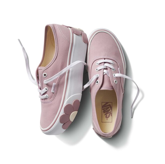 Ténis Authentic Stackform, €95, Vans.