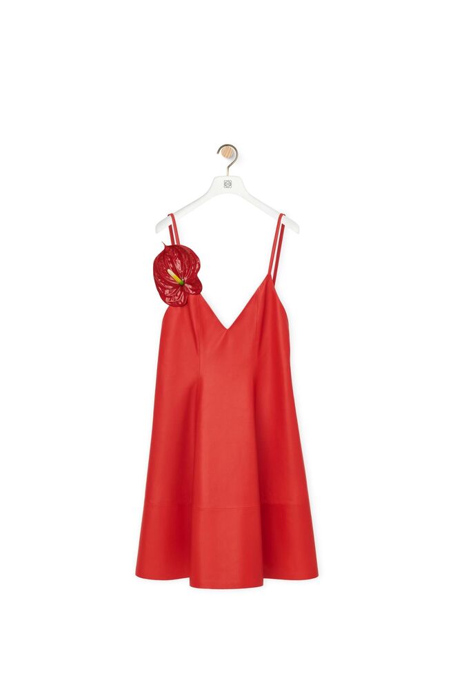 Vestido, €3500, Loewe.