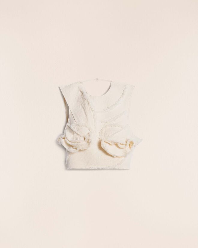 Top em algodão, €980, Jacquemus.