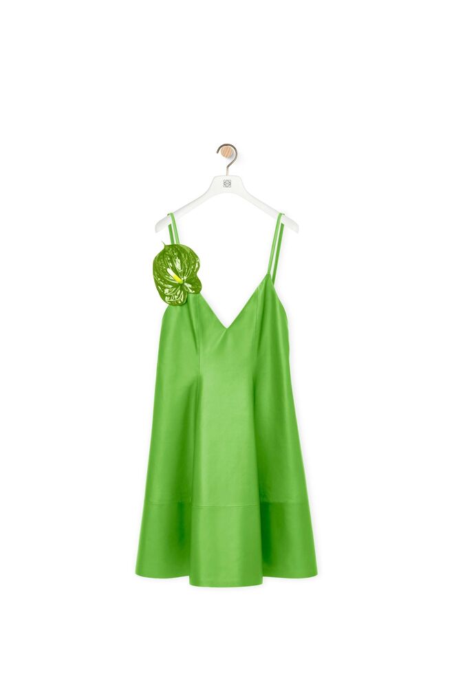 Vestido em napa, €3500, Loewe.