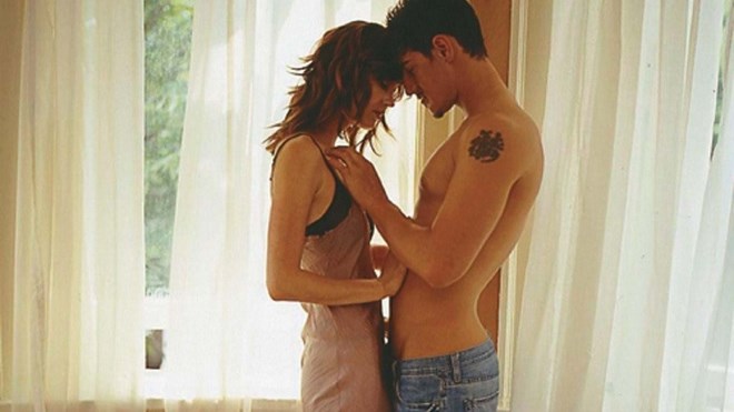 Lie with me (2005)