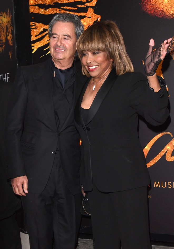 Tina Turner e o atual marido Erwin Bach na estreia do musical 'Tina' em London, 2018