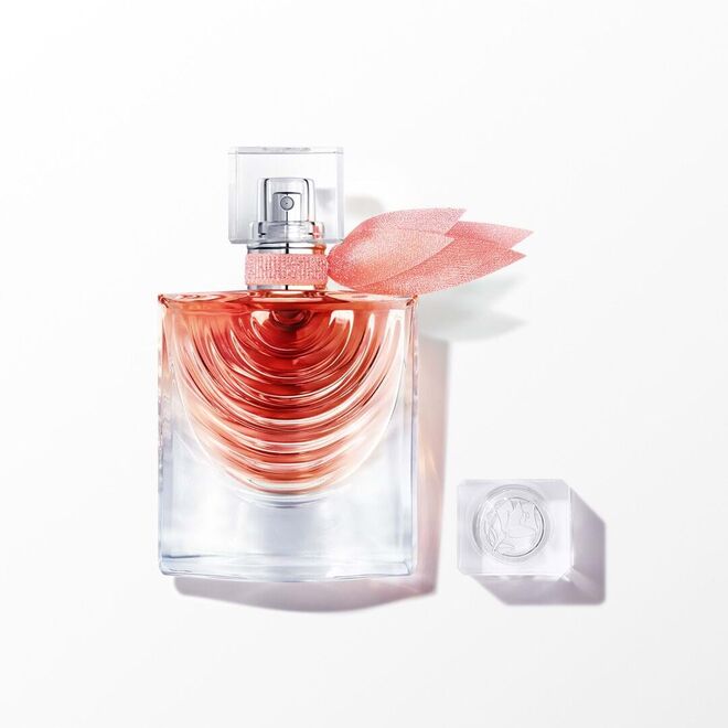 Eau de parfum La Vie est Belle Iris Absolu, 50ml, €106.90, Lancôme.
