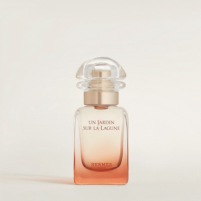 Eau de toilette Un Jardin Sur La Lagune, 30ml, €67, Hermès.
