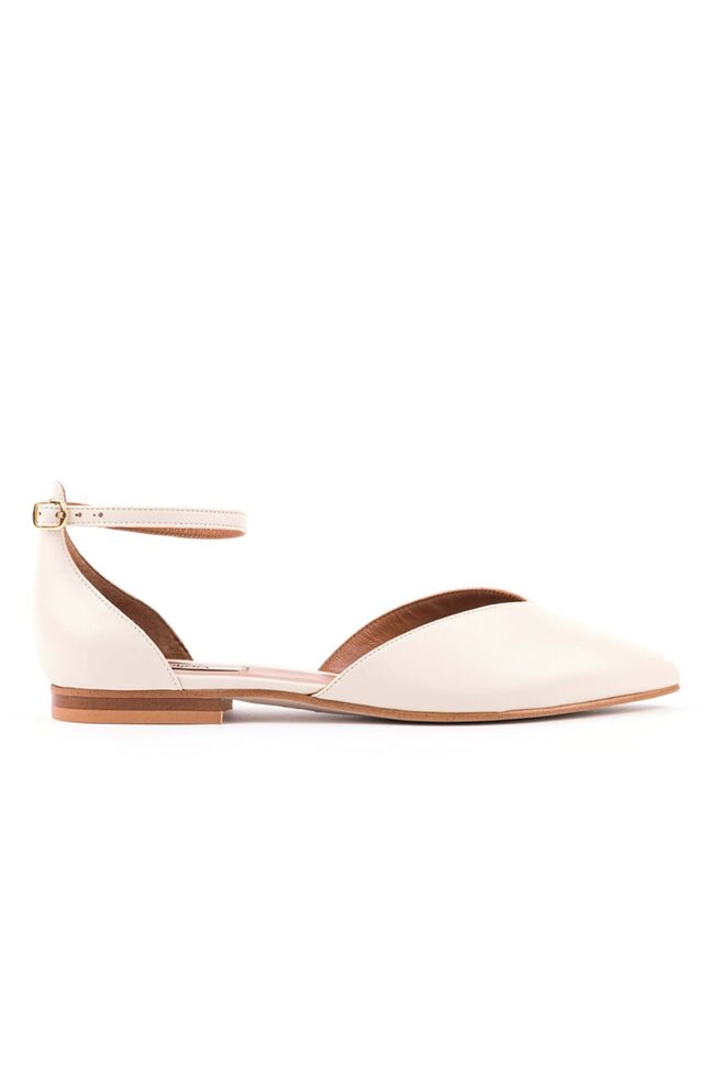 Sapatos, €140, Zilian.