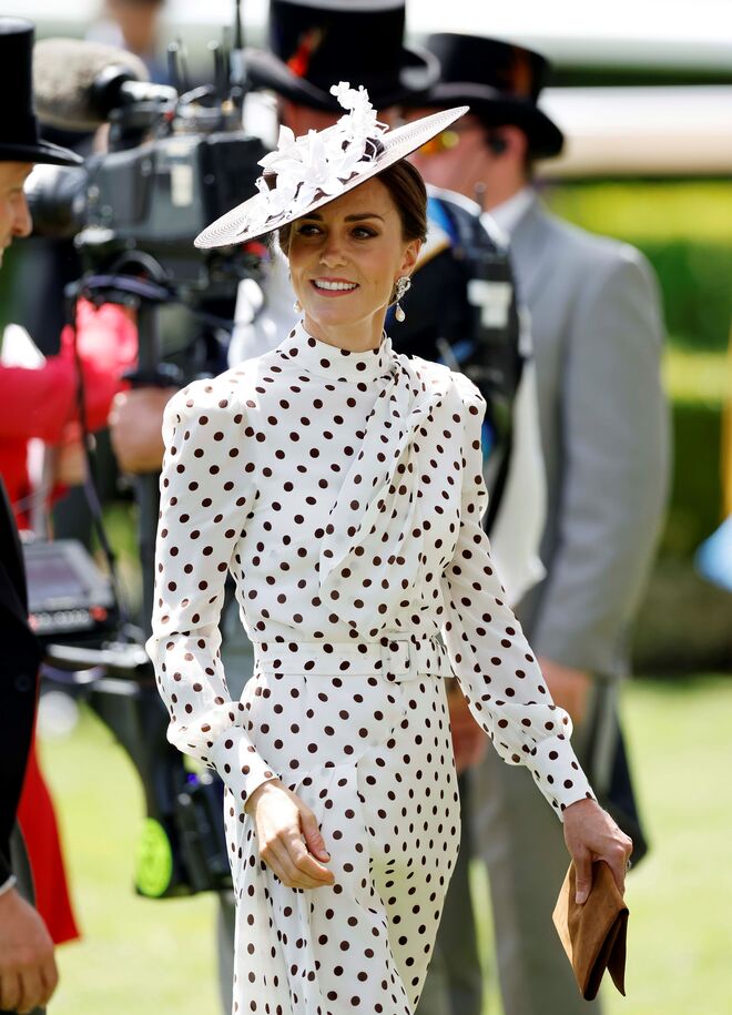 Kate, numa das edições das corridas de cavalos em Ascot, sempre elegante.