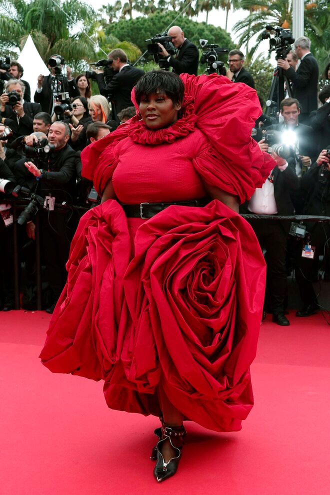 em Alexander McQueen.