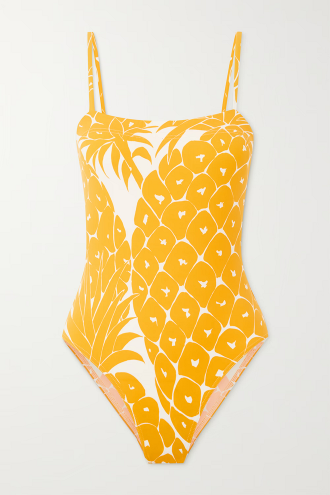 Fato de banho, €400, Eres, exclusivo em net-a-porter.com.