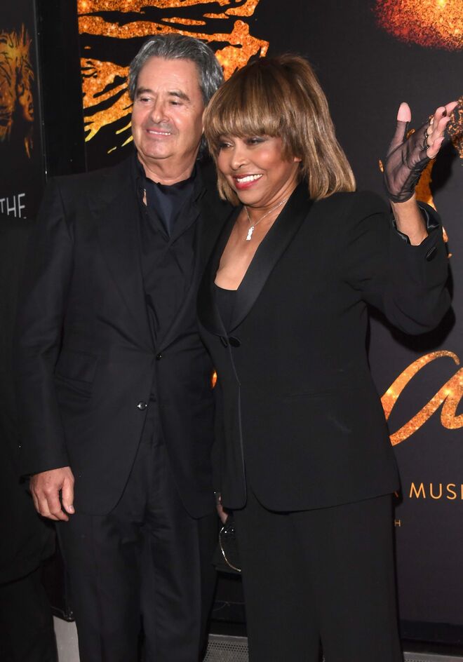 Tina Turner e o atual marido Erwin Bach na estreia do musical 'Tina' em London, 2018
