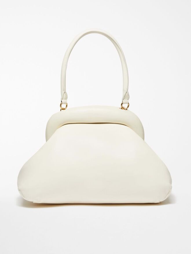 Carteira em pele, €1.115, Sportmax.