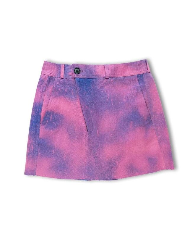 Saia em ganga, €140, Alexandra Moura.