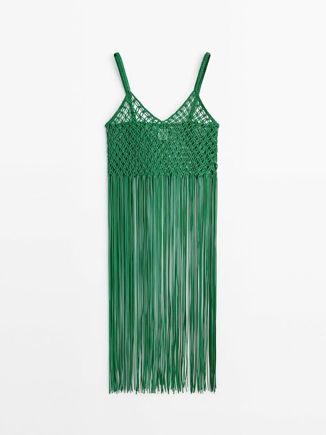 Vestido macramé de algodão, €69,95, Massimo Dutti Studio.