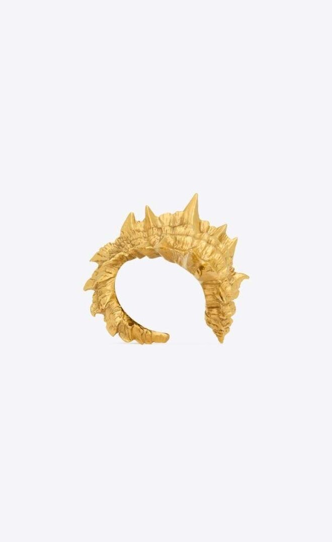 Pulseira, €1700, Saint Laurent.