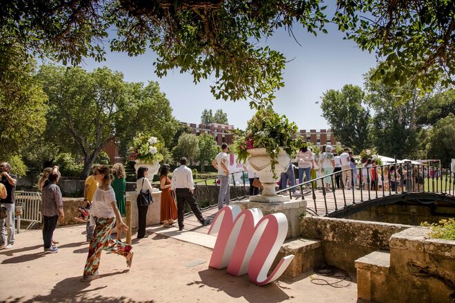 Entrada do Máxima House of Beauty.