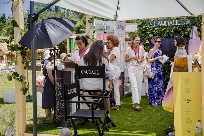 Stand da Caudalie.