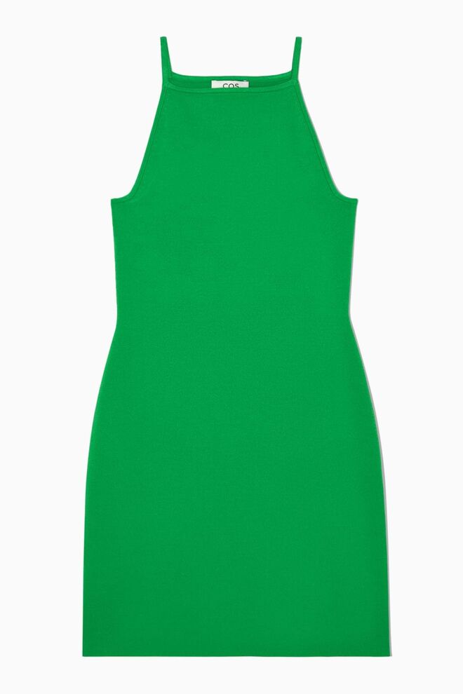 Vestido em malha de algodão, €79, Cos.