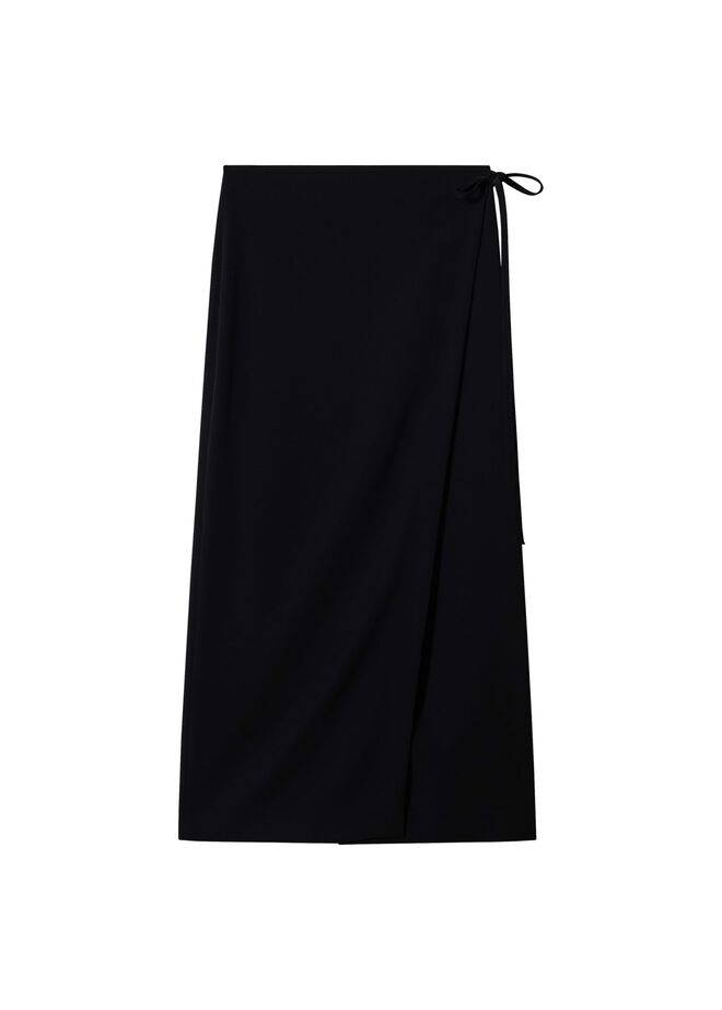 Saia em crepe, €35,99, Mango.