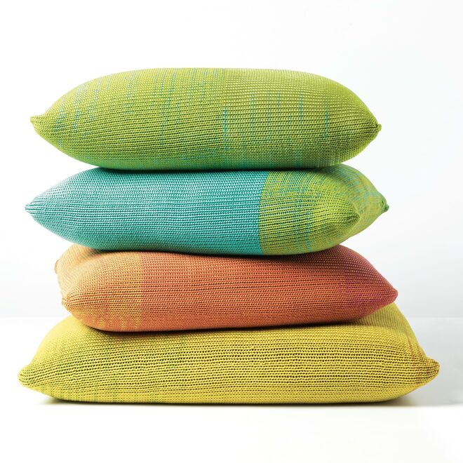 Almofadas Maglia Rasata, Paola Lenti na QuartoSala (preço sob consulta).