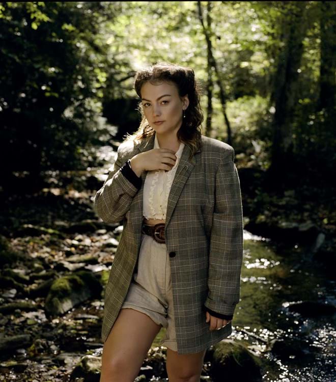Angel Olsen atua dia 08 de julho no Palco Heineken às 20h10.