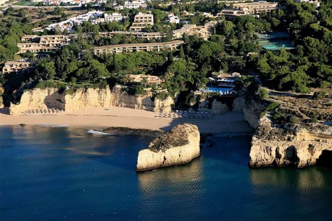 A zona da costa algarvia onde a família Grimaldi gosta de passar férias