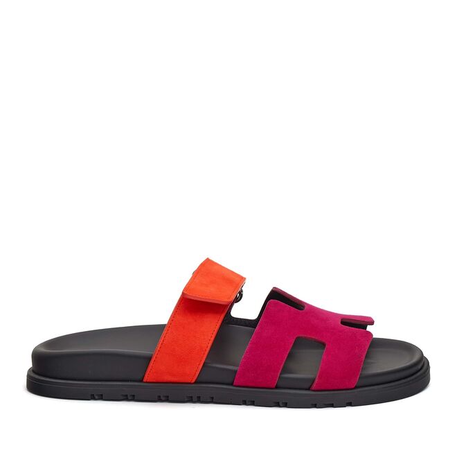 Sandálias Chypre, Hermès (preço sob consulta).