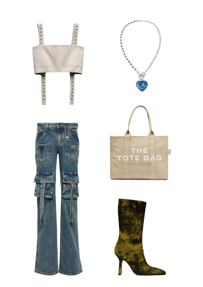 Top em sarja com rebites em metal, €39,95, Zara; Calças em ganga, €609, Blumarine em Mytheresa.com; Colar em metal com cristais e pexiglass, €295, Safsafu; Carteira em tela, €250, Marc Jacobs; Botas em camurça, €425, Miista em Ssense.com.