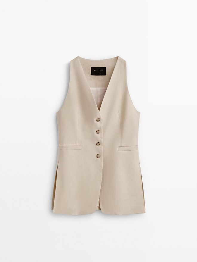 Colete, €89,95, Massimo Dutti.