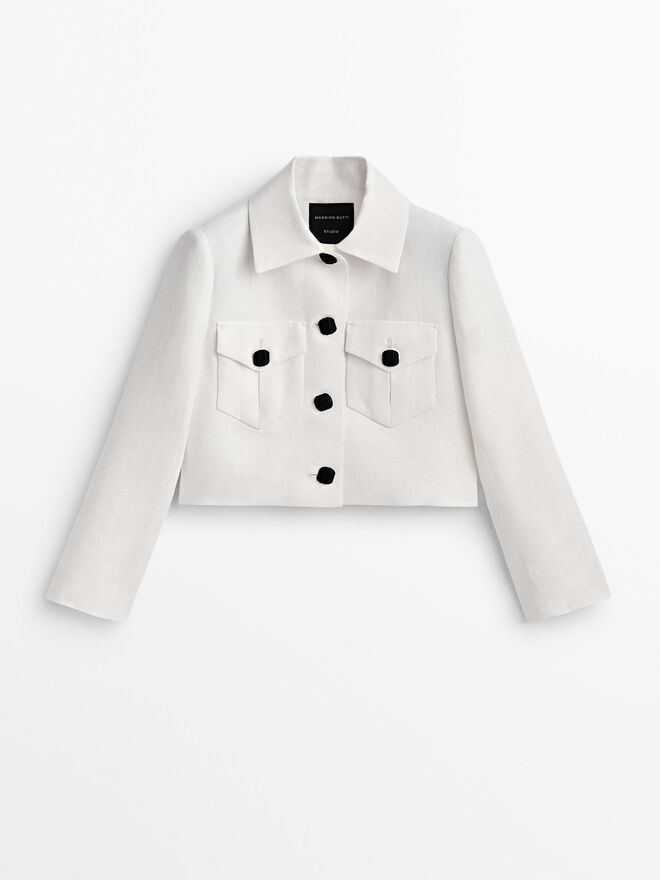 Casaco, €149, Massimo Dutti Studio.