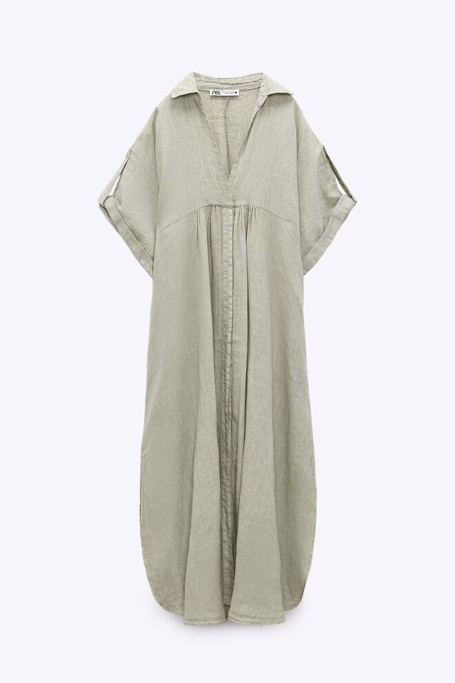 Vestido, €49,95, Zara.