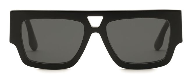 Óculos de sol, €315, Victoria Beckham