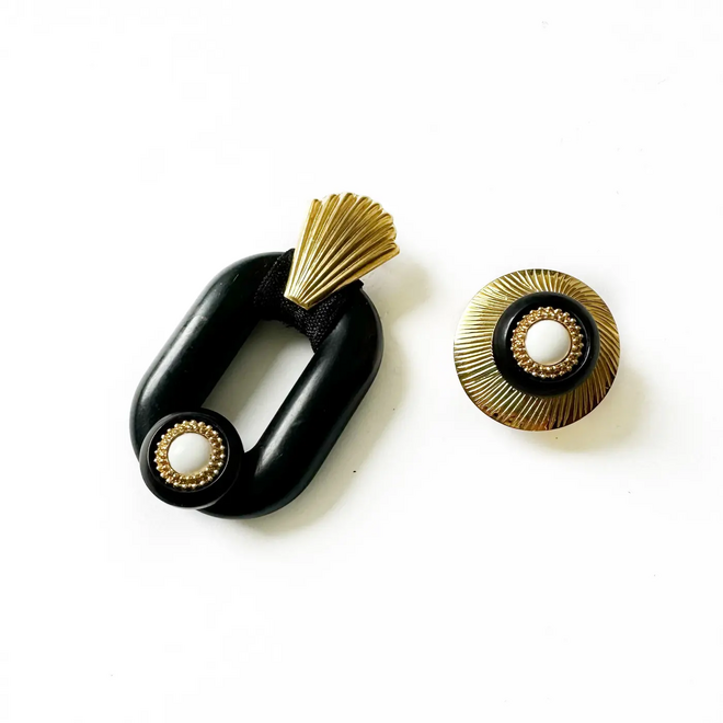 Brincos Metropolis, €30, Vera Manzoni