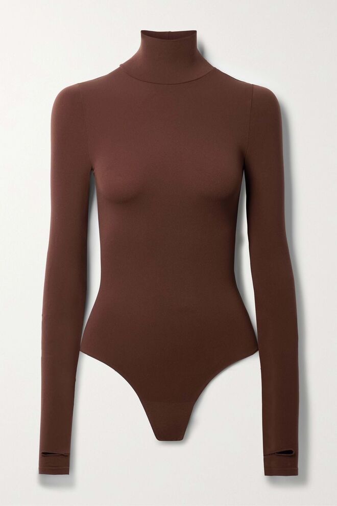 Body em malha de seda, €113,92, Commando em net-a-porter.com.