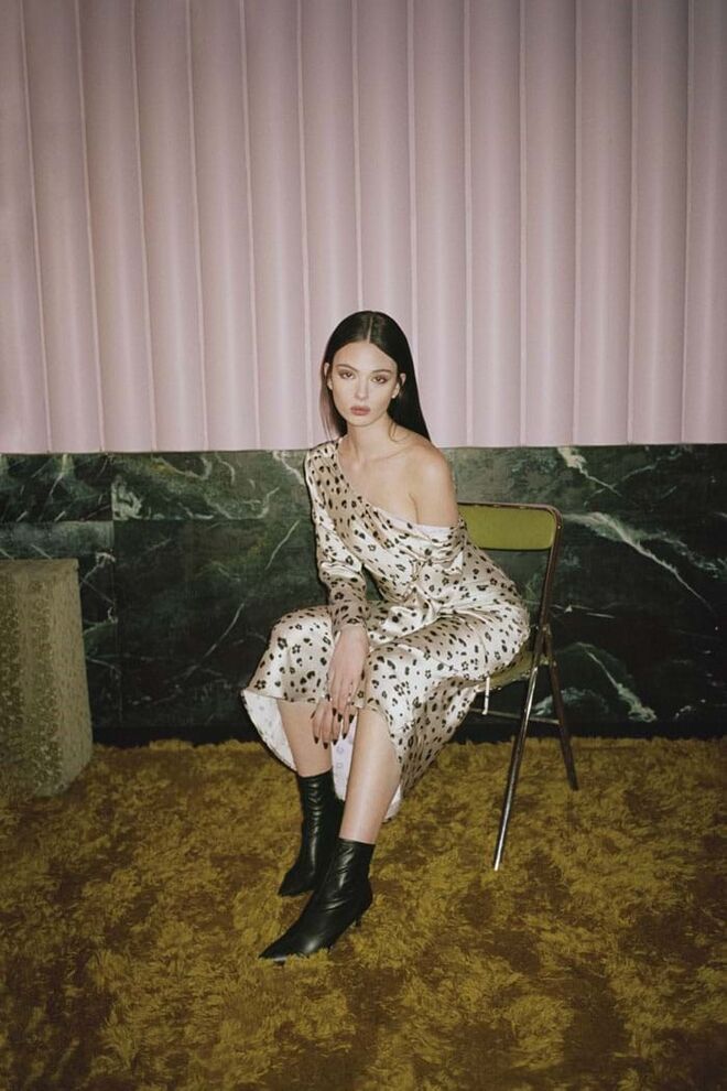 Deva Cassel para Sisley outono/inverno 2023/2024