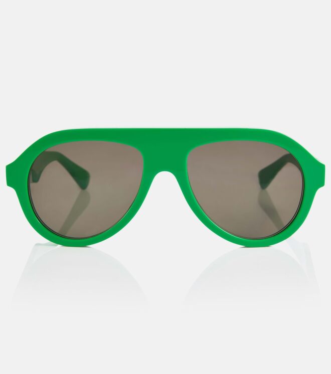 Óculos em massa, €310, Bottega Veneta em Mytheresa.com