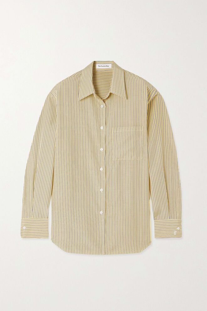 Camisa em popeline, €134, The Frankie Shop em Netaporter.com