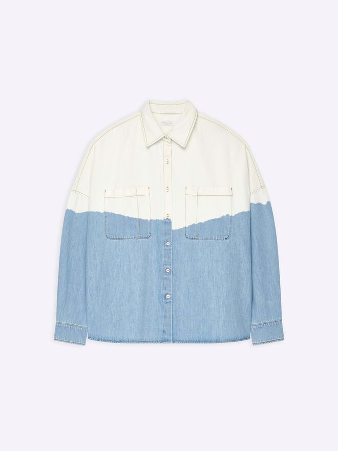 Camisa em denim, €490, Dries Van Noten.