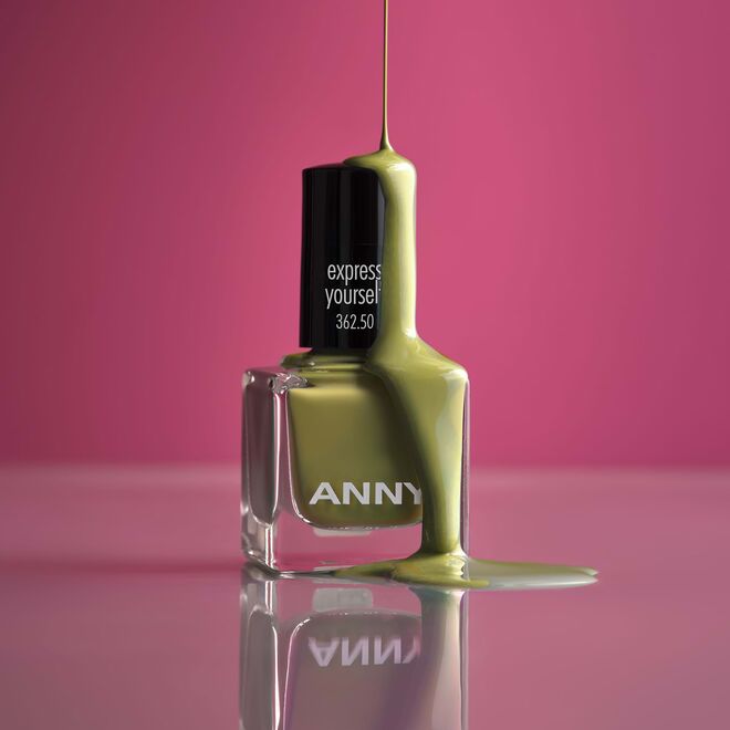 Verniz da coleção Front Row Vip, no tom Express Yourself, €9,90, Anny , exclusivo na Perfumes & Companhia